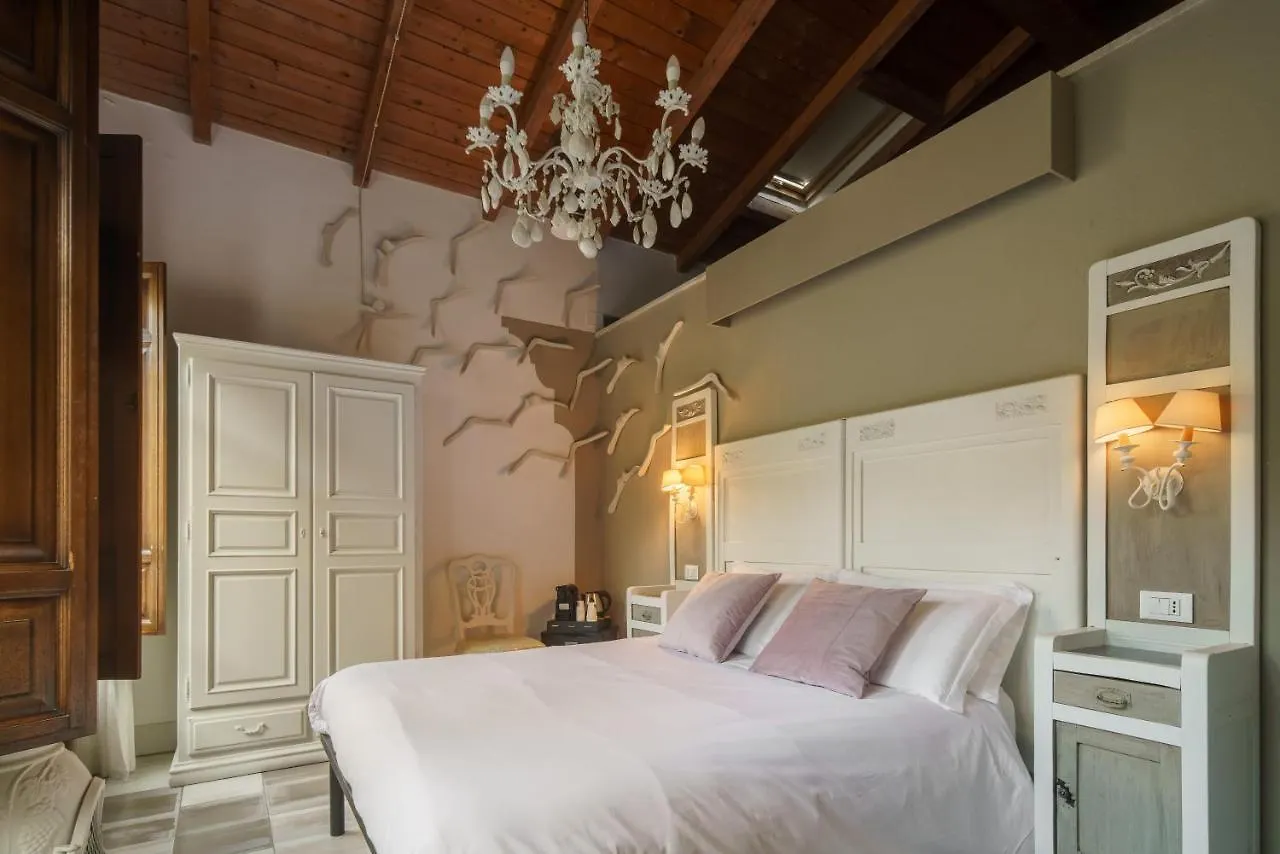 Le Meraviglie Di Alice Cagliari Guest house